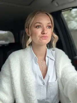 Devill Angel  online show from September 24, 11:09 am