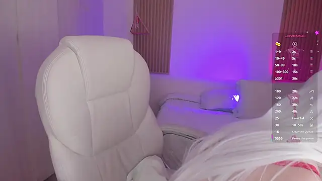 Kendall Bunnyy online show from October 6, 8:46 pm