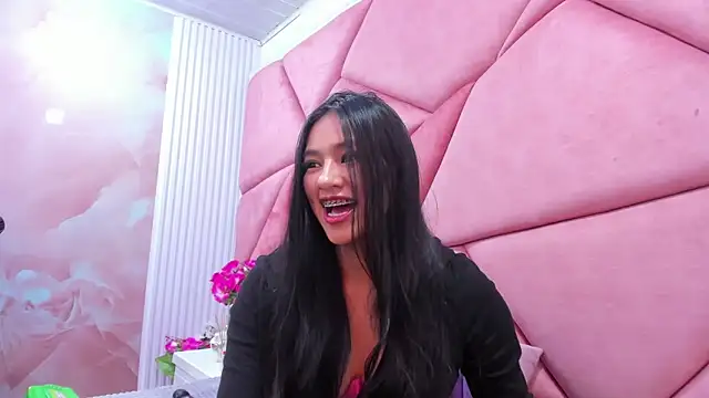 Mariana Prin online show from April 29, 2:59 am