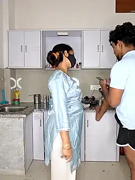 riya190 online show from May 13, 5:30 pm