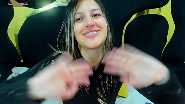 GiaRoussel online show from October 31, 3:27 pm