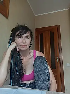 Francenia lolis online show from July 20, 10:50 am