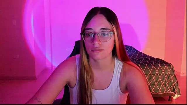 atenas 05  online show from September 17, 9:29 am