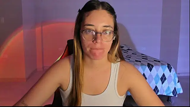 atenas 05  online show from September 21, 9:41 am