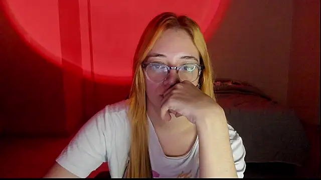 atenas 05  online show from December 5, 10:05 am