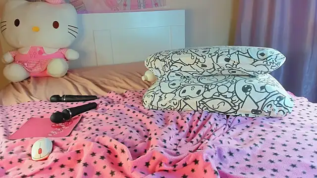 kuraii1  online show from October 17, 2:04 am