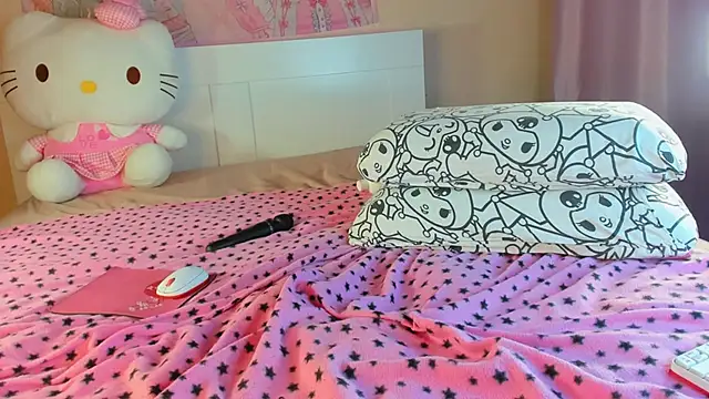 kuraii1  online show from September 16, 2:30 am