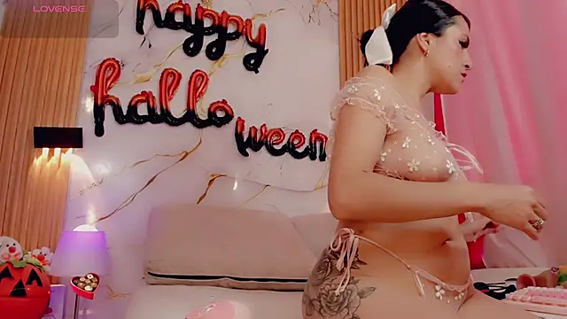 BrendaSquirtx online show from October 4, 6:01 pm