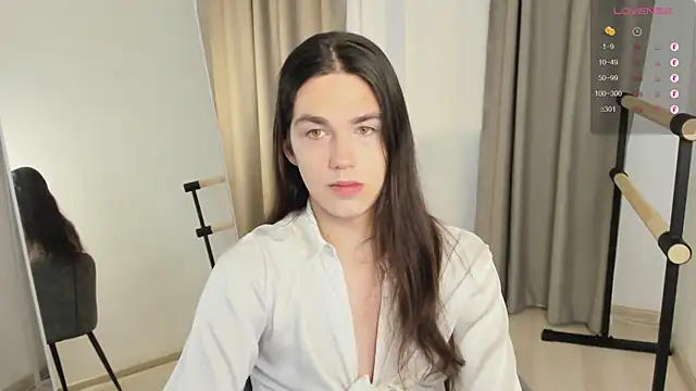 Alfreda Mills online show from November 6, 10:43 am