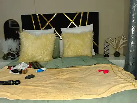 MissBigNipples online show from June 23, 3:26 am