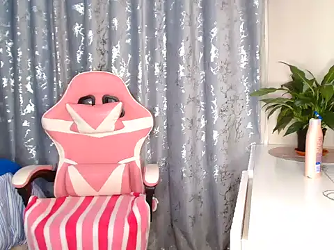 MissBigNipples online show from July 29, 4:01 am