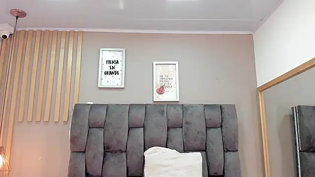 mariaa fernanda online show from November 30, 4:05 am