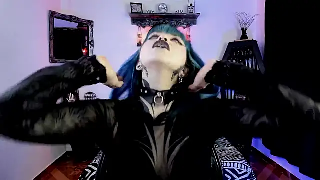 DimmuandDarkness online show from October 24, 7:15 am