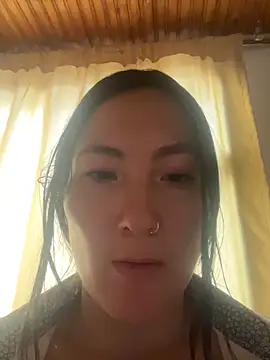 Elle Lee  online show from November 13, 4:39 pm