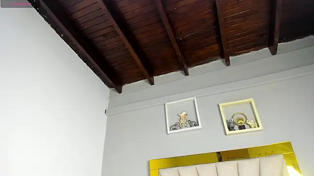 vahiolet fuentes online show from April 23, 3:36 am