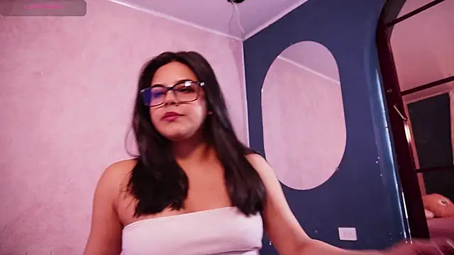 Sophia wilsonn  online show from April 28, 1:26 pm