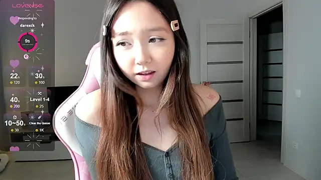 Fluffy Rose online show from February 27, 10:04 am