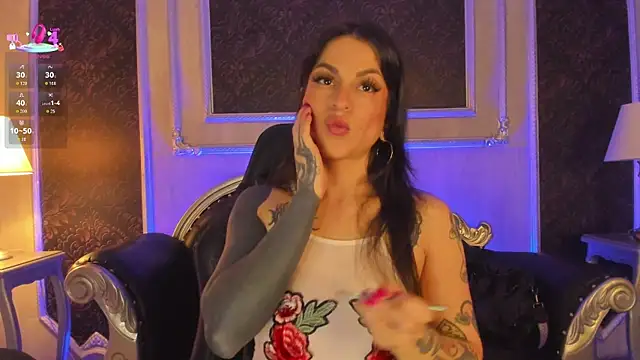 MeganDraco  online show from June 29, 1:11 pm