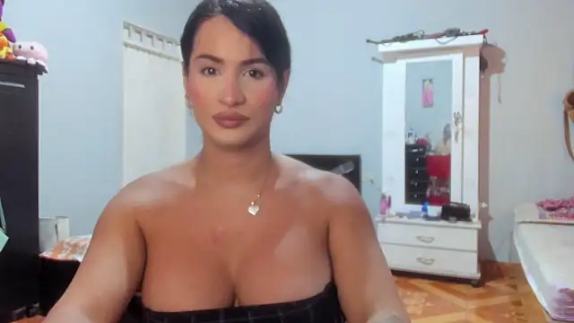 jennifer ts online show from October 29, 5:37 pm