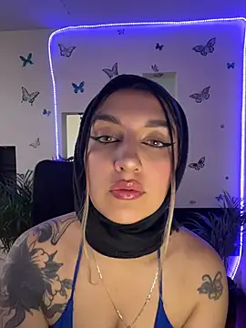 Lia-mitch online show from July 27, 6:49 pm