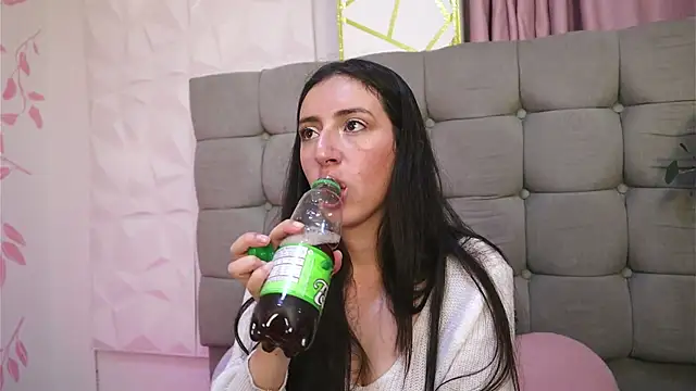 Sweet Sammy  online show from January 15, 4:07 am