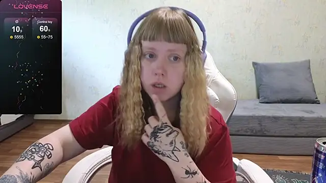 June shy0 online show from May 3, 7:45 am