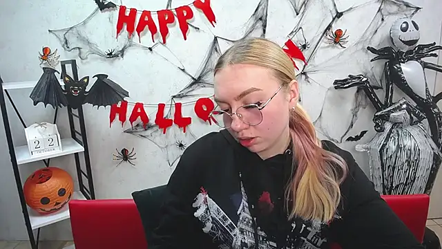 BeatriceFly online show from October 22, 12:54 pm