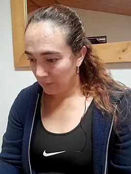 skayhot  online show from April 29, 1:36 pm