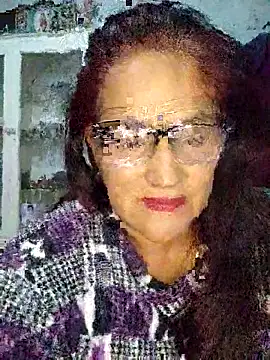 Snapshot of Edged_Hot69 chatting on October 7, 1:43 am Edged Hot69 online show from October 7, 1:43 am