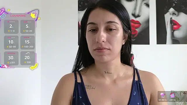 tammyandrade  online show from April 29, 1:25 pm
