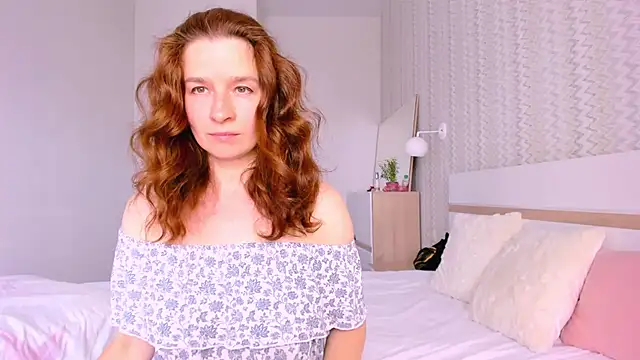   MaryLee   online show from June 23, 11:52 am