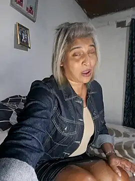 Goodgirlsue 77 online show from July 14, 1:49 pm