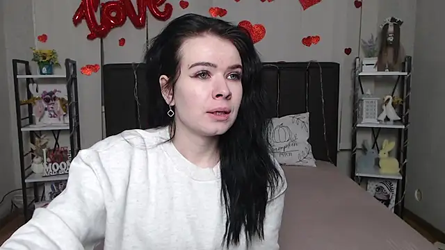 JasmineKouch online show from February 5, 7:22 am