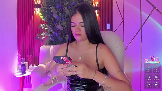 foxxxmegan online show from June 10, 6:17 pm