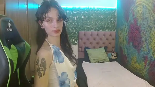 BurningVenus12 online show from July 5, 6:52 am