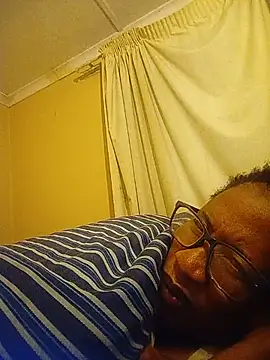 bustybillies online show from June 12, 3:03 am