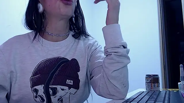 LusstCruella online show from July 30, 10:43 pm