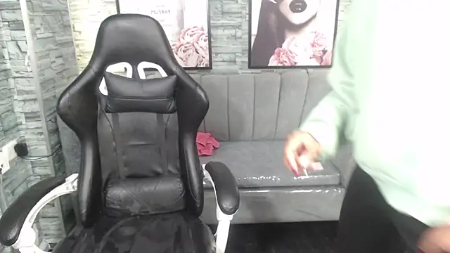 Violeth b online show from September 27, 1:29 pm