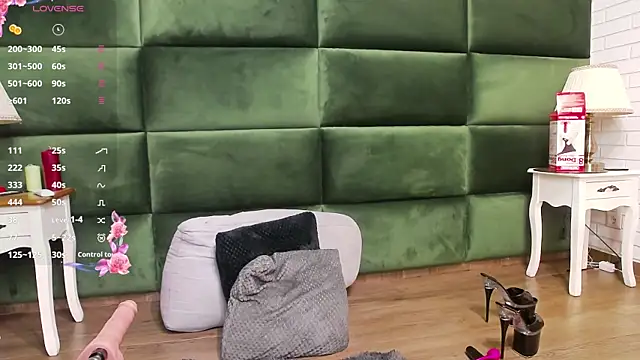 SelenSummer online show from November 9, 8:05 pm