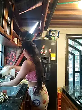 amazonafit  online show from November 28, 8:56 pm