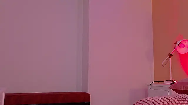 ParisFox  online show from March 7, 9:44 pm