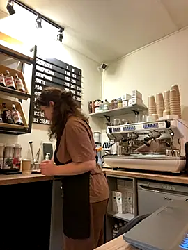 cinnabon  online show from November 6, 2:45 pm