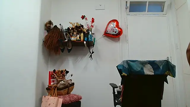 xTALLSEXYBUMx online show from June 5, 5:11 am