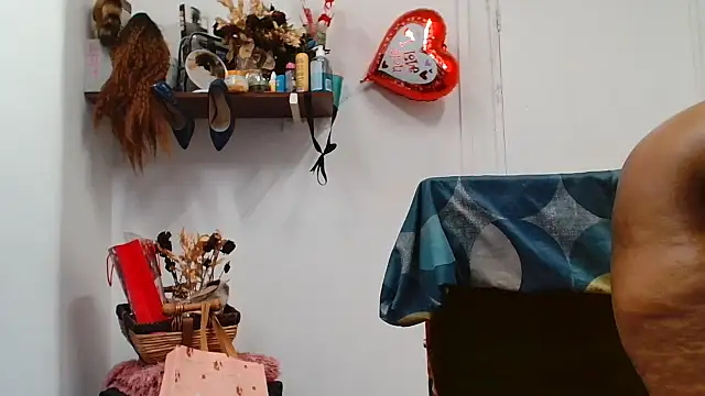 xTALLSEXYBUMx online show from July 5, 4:19 am