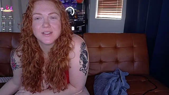 Scarlettredff online show from June 29, 1:12 am