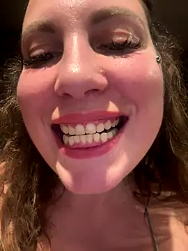 Snapshot of Yanacool007 chatting on October 31, 4:55 pm Yanacool007 online show from October 31, 4:55 pm