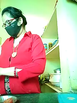 heenage online show from March 1, 9:42 am