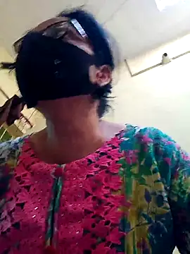 heenage online show from March 13, 4:36 am