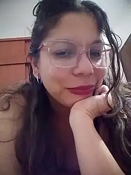Carliina Soussa online show from May 3, 12:25 am