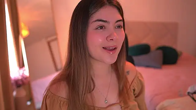 Lau Bee online show from February 22, 4:30 pm